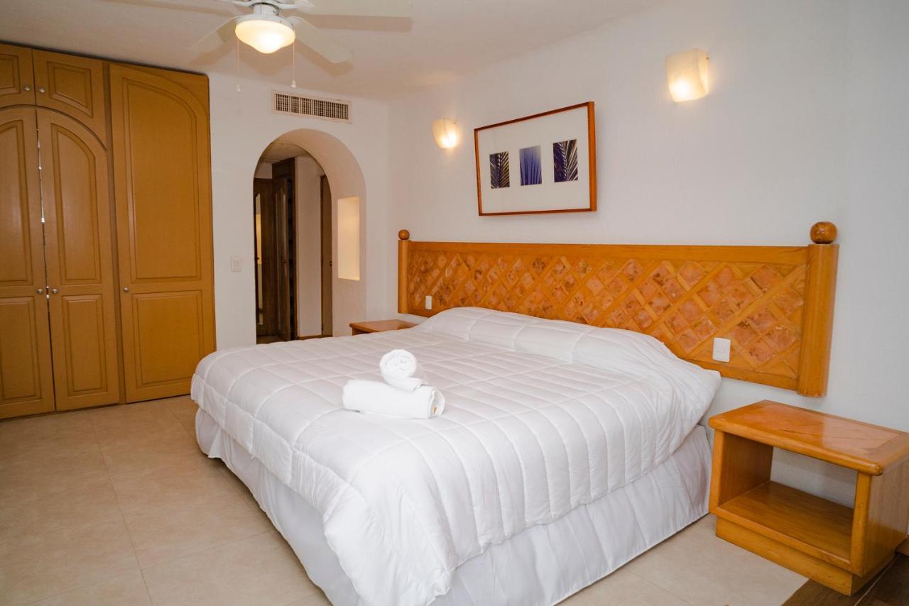 Oceanfront Condo At Voted Best Cancun Sandy Beach Exterior photo