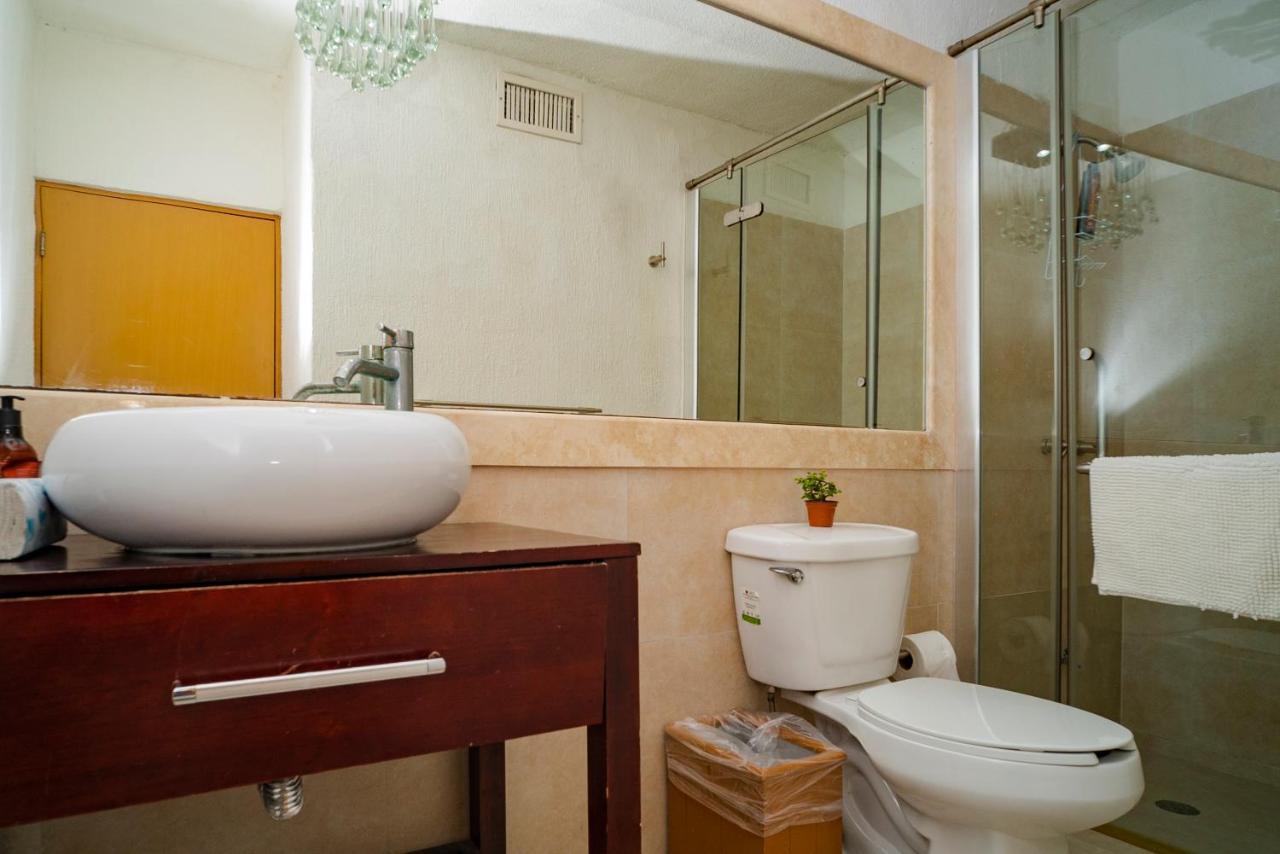 Oceanfront Condo At Voted Best Cancun Sandy Beach Exterior photo