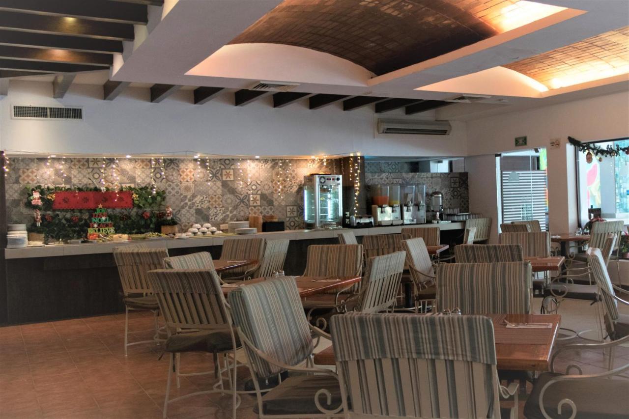 Oceanfront Condo At Voted Best Cancun Sandy Beach Exterior photo